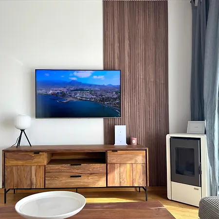 Διαμέρισμα Sea View Jadran